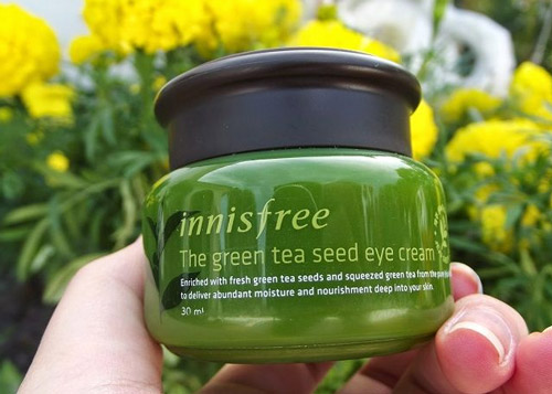 Kem dưỡng cung cấp ẩm từ trà xanh và dầu hạt trà xanh tươi Innisfree Green Tea Seed Cream 50ml