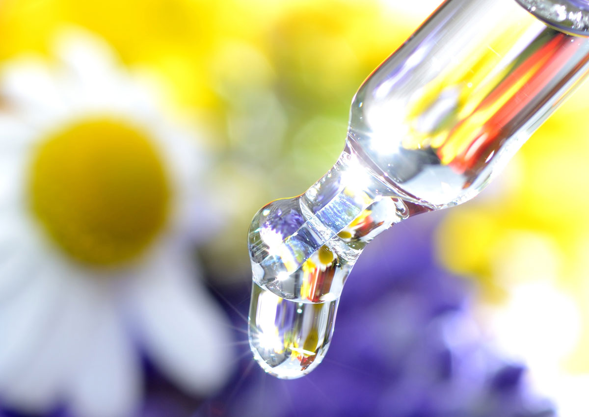 Essence là gì? Vai trò của essence trong việc dưỡng da