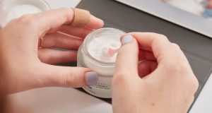 [REVIEW] TOP 12 Kem Dưỡng Ẩm Cho Da Dầu Mụn 2023