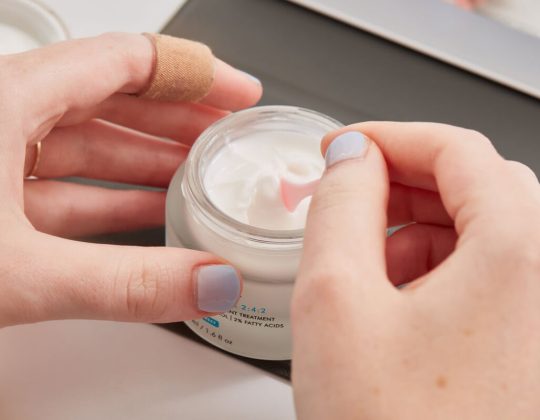 [REVIEW] TOP 12 Kem Dưỡng Ẩm Cho Da Dầu Mụn 2023